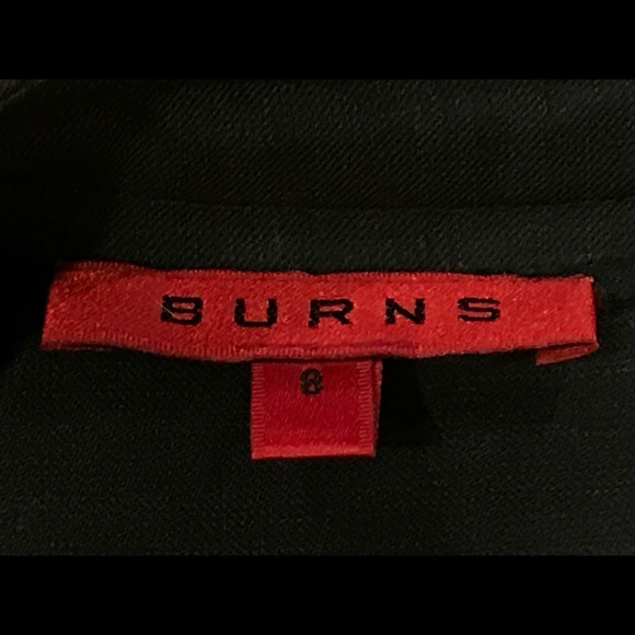 Simple Clean Lines: This skirt doesn’t disappoint - Picture 4 of 6